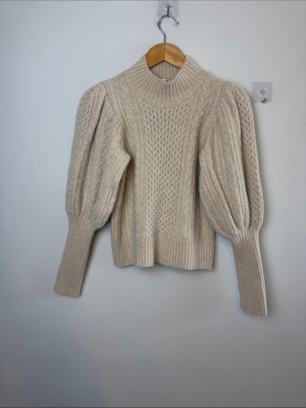 Sea New York Cable Stitch Sweater Extrafine Merino Wool in Barley Small Luxury - Picture 4 of 16